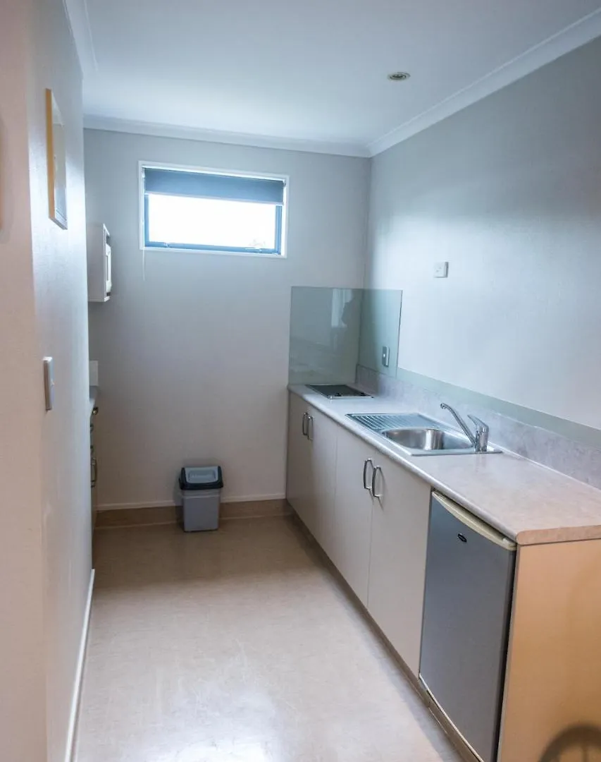 ****  Bay Palm Motel Mount Maunganui New Zealand