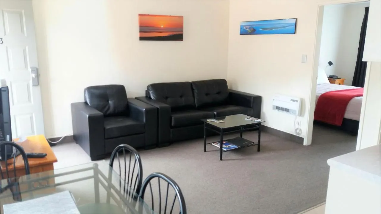 ****  Bay Palm Motel Mount Maunganui New Zealand